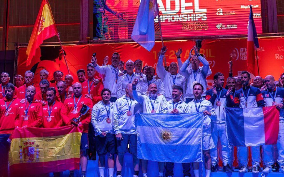 Argentina es campeón mundial senior de pádel